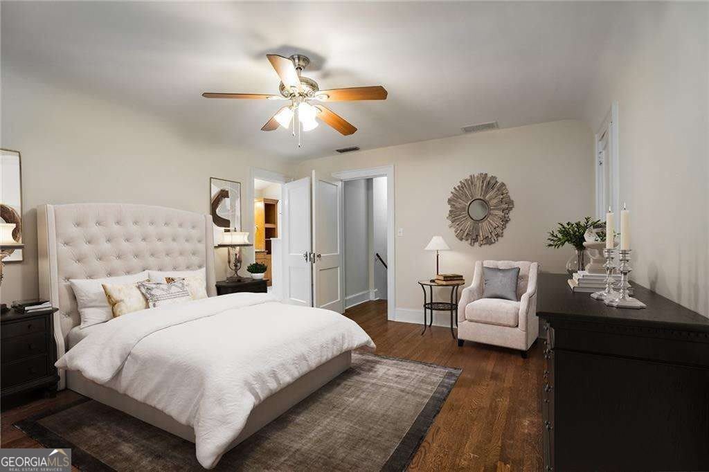 2918 N Hills Drive NE – photo 4