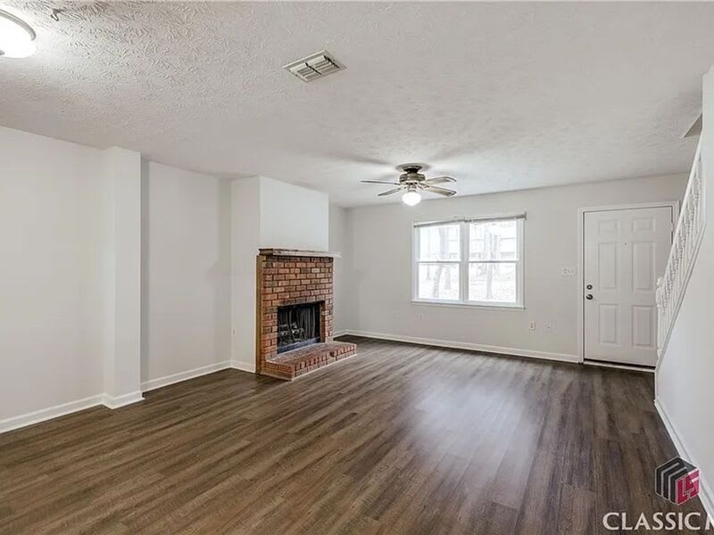209 Highland Park Dr – photo 4