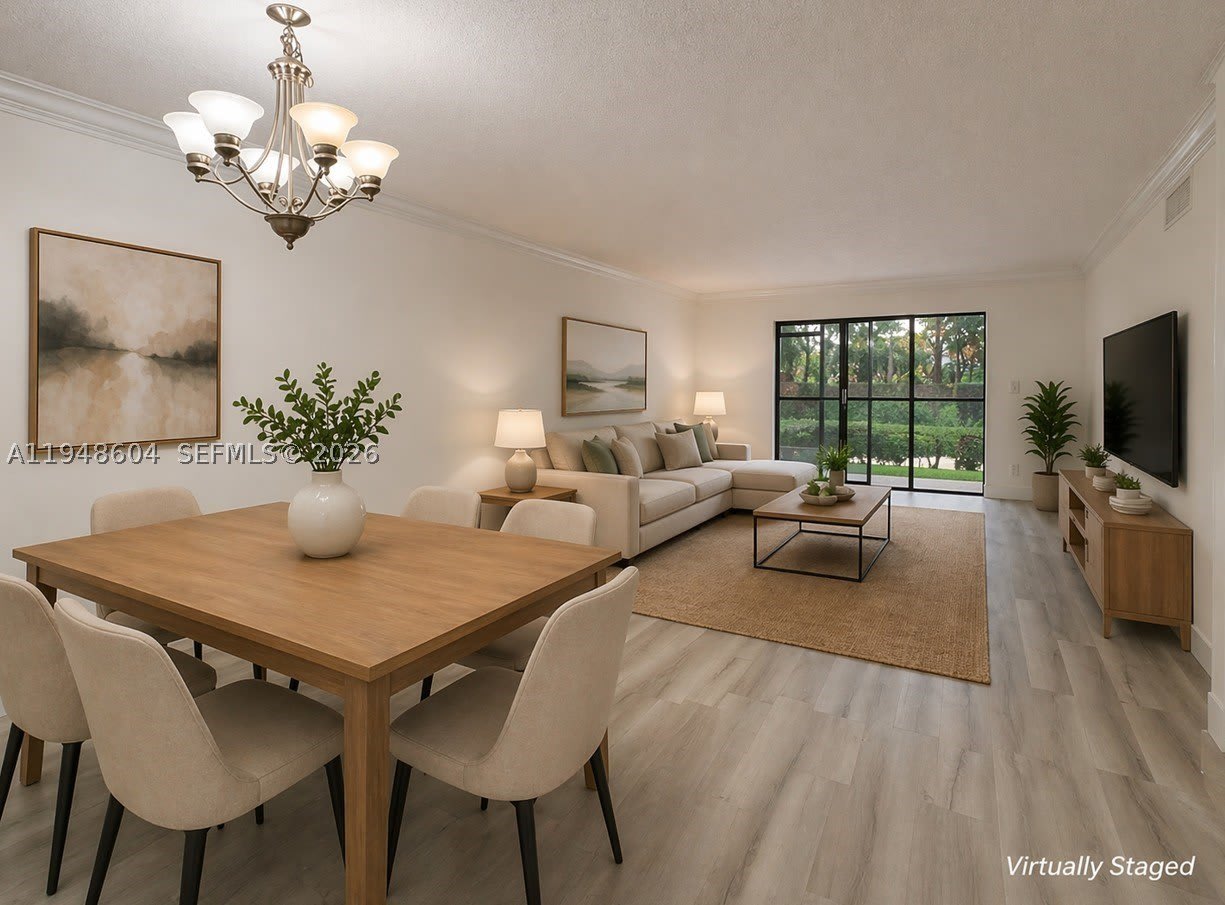 321 Lakeview Dr – photo 1