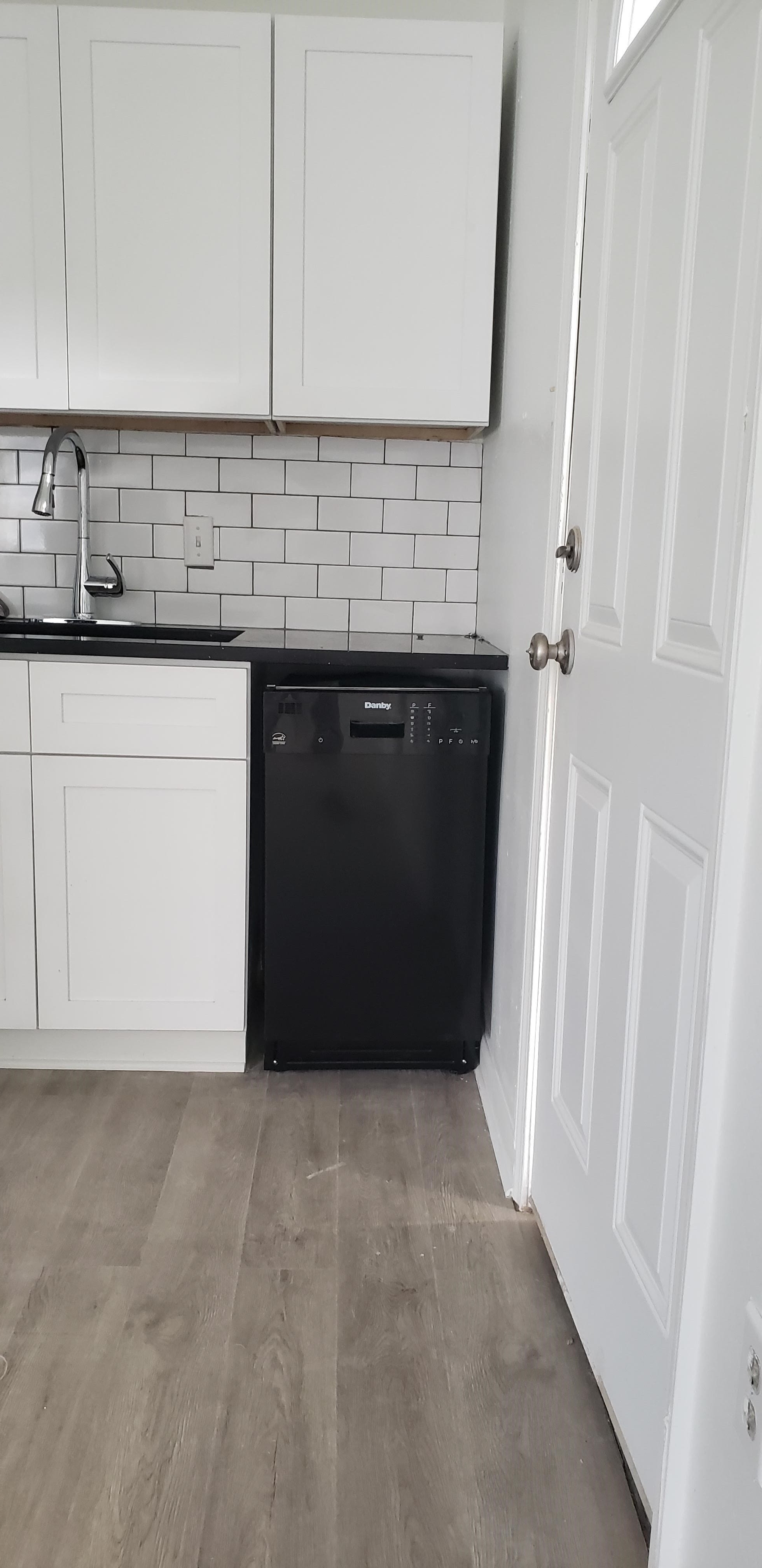 1009 West St – photo 2