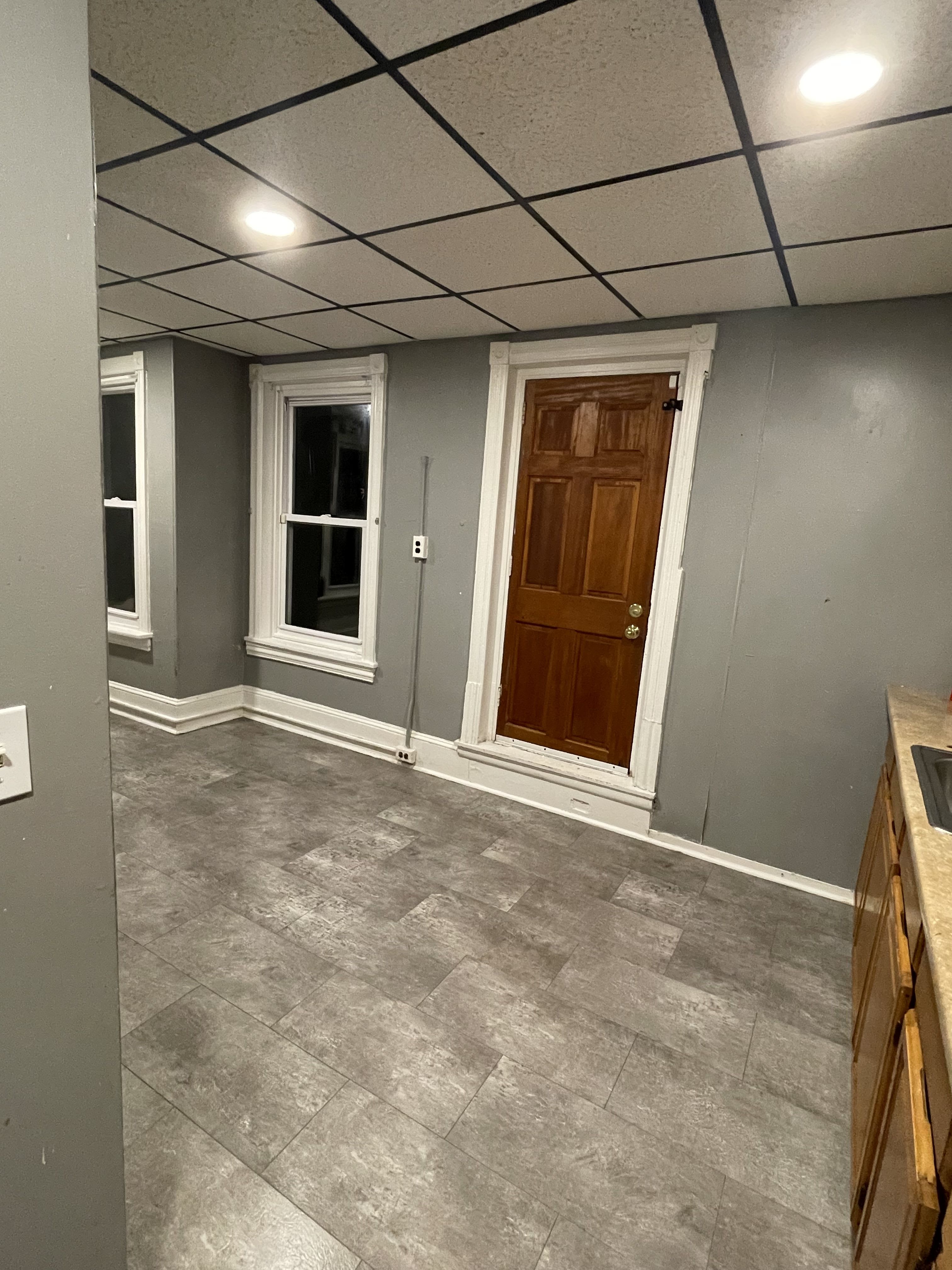 639 Corson Street – photo 2