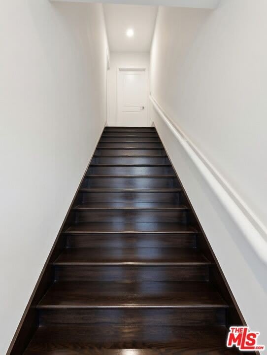 881 W 23rd St – photo 5