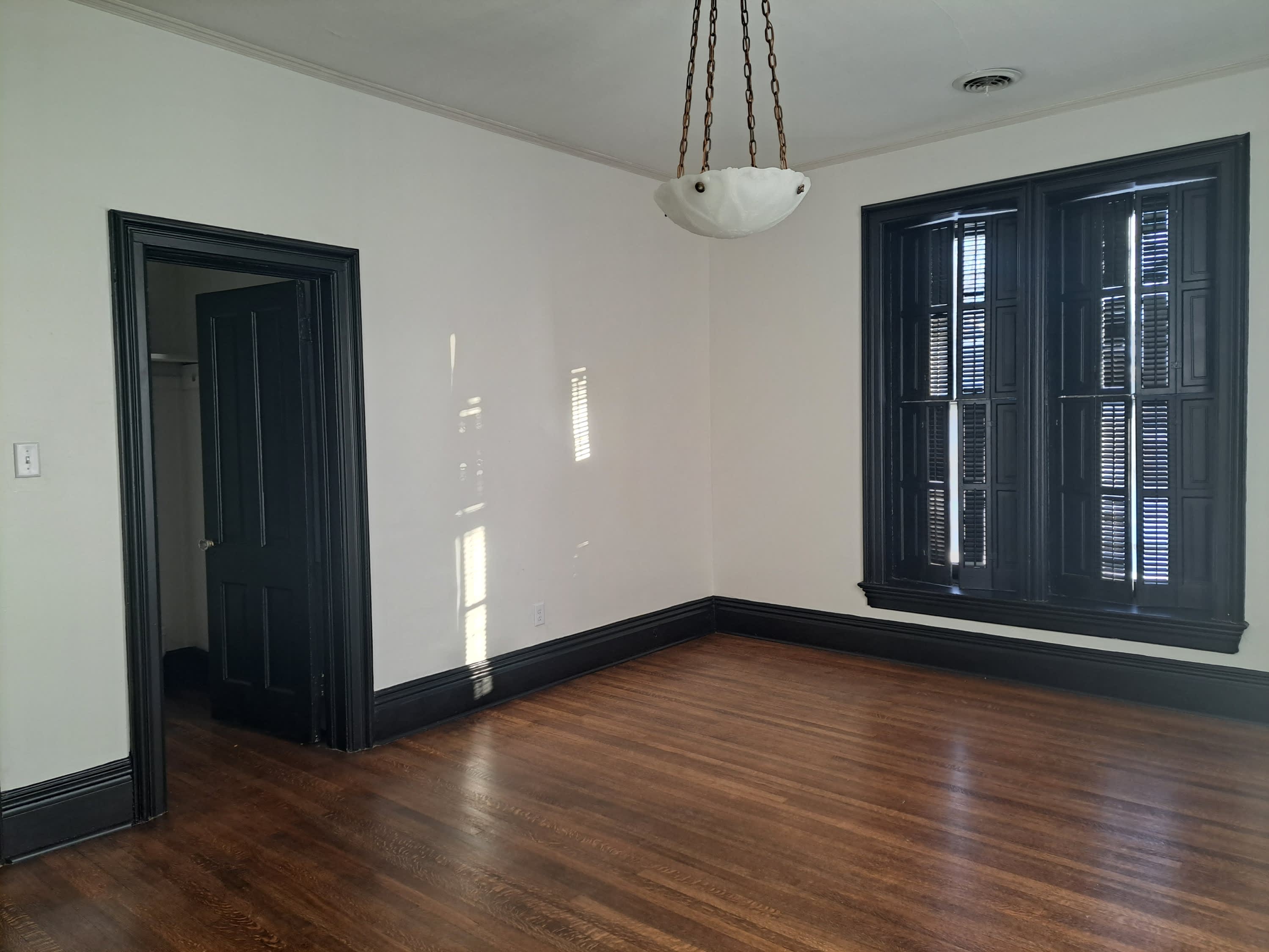 718 West Stephenson Street – photo 5