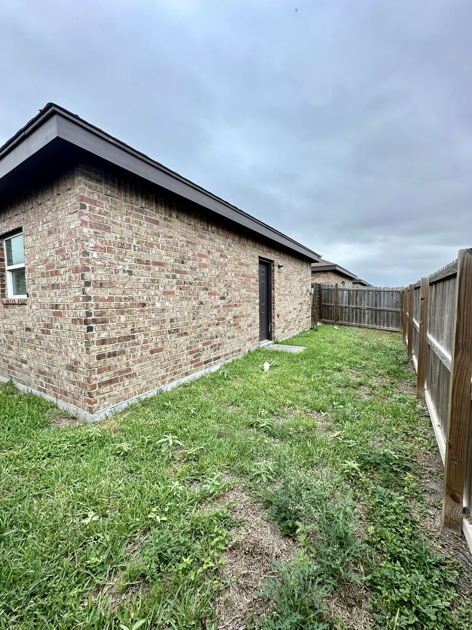 3704 Valeria St – photo 5