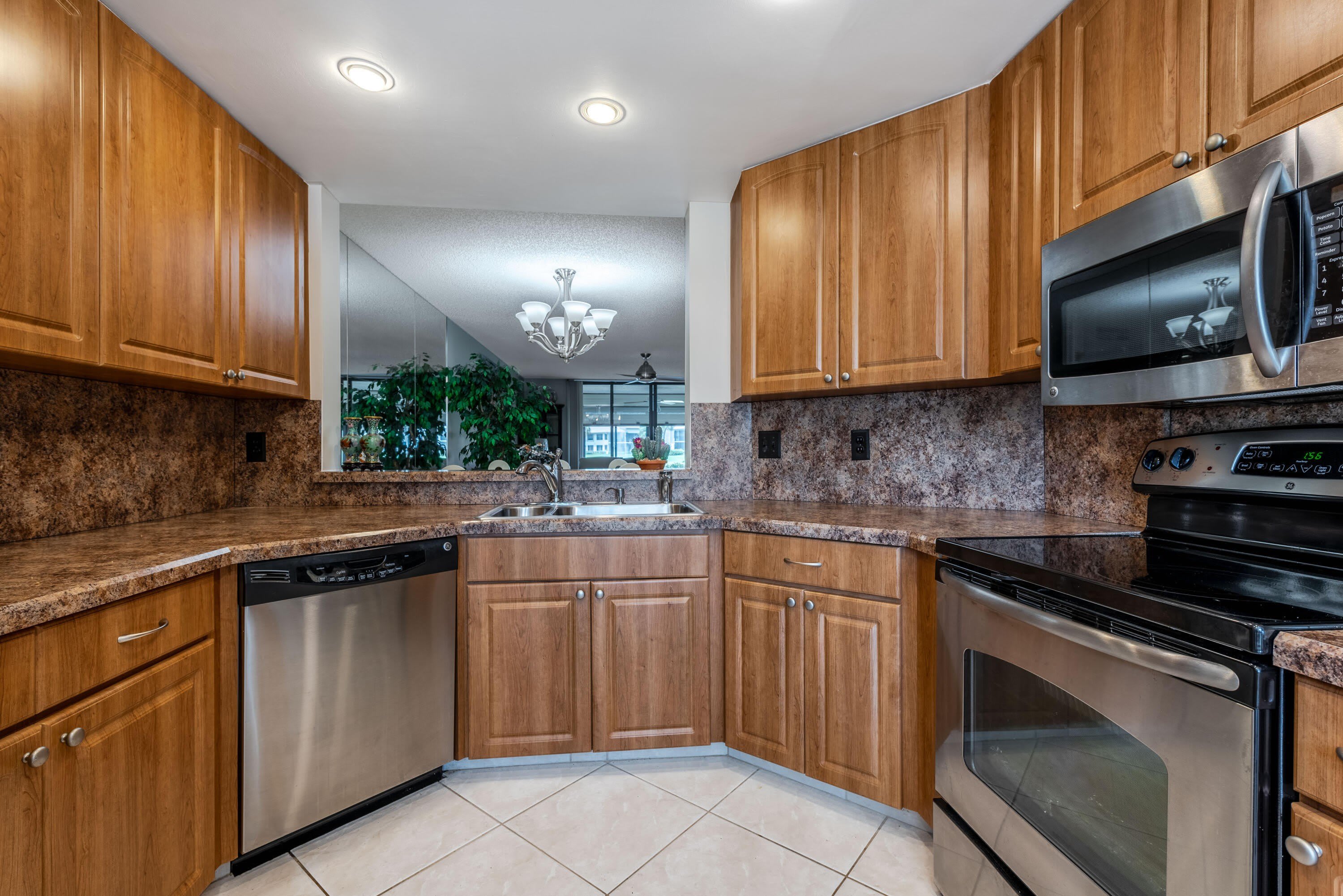 15831 Loch Maree Lane – photo 4