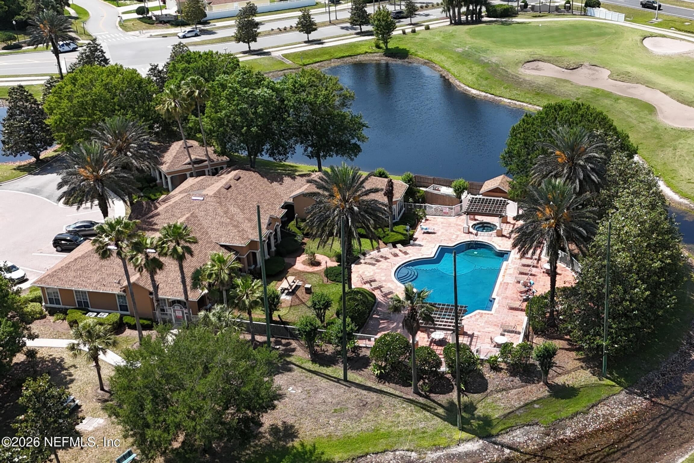 610 FAIRWAY Drive – photo 3
