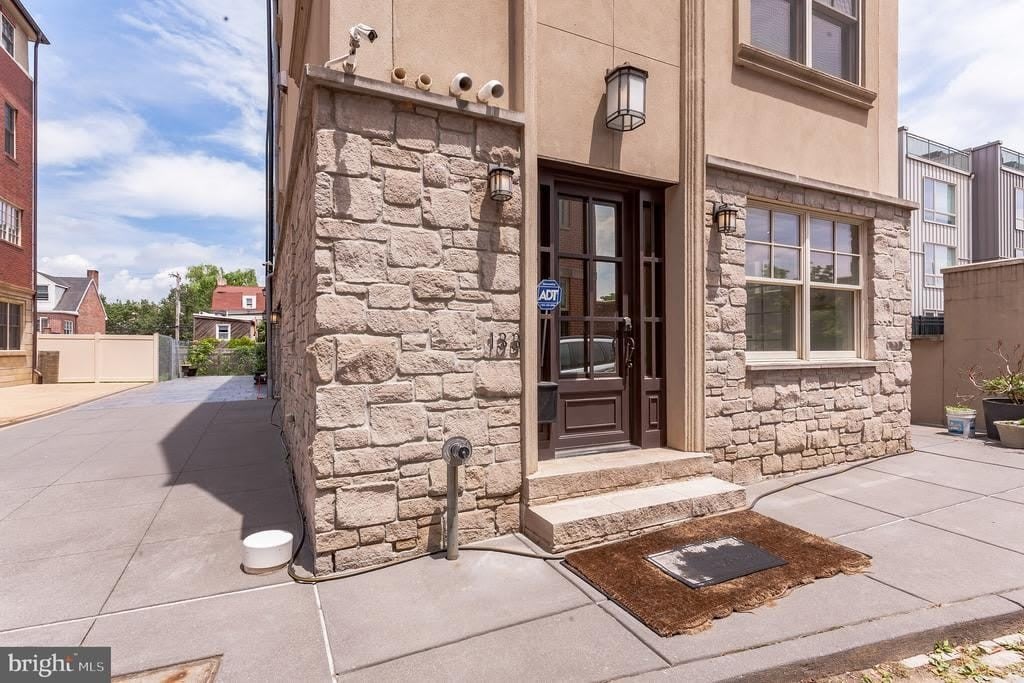 133 SALTER STREET – photo 3