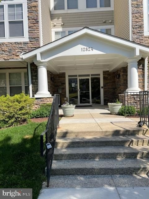 12824 CLARKSBURG SQUARE Road – photo 2