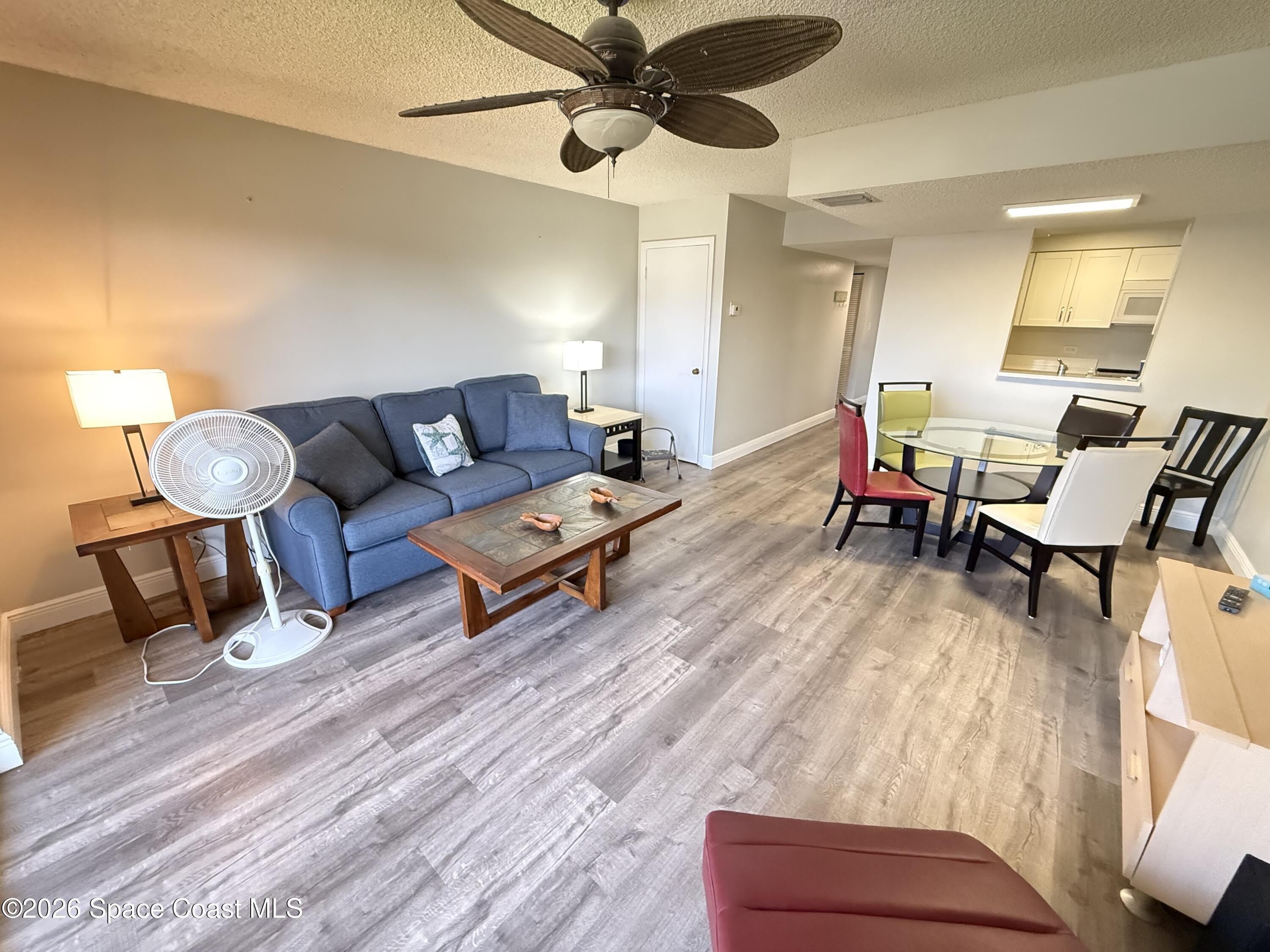 7101 Ridgewood Avenue – photo 3