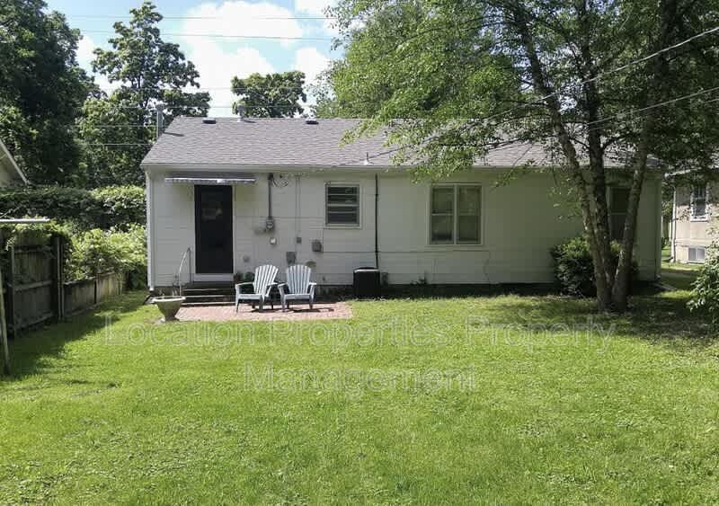 326 East 19th Street – photo 2