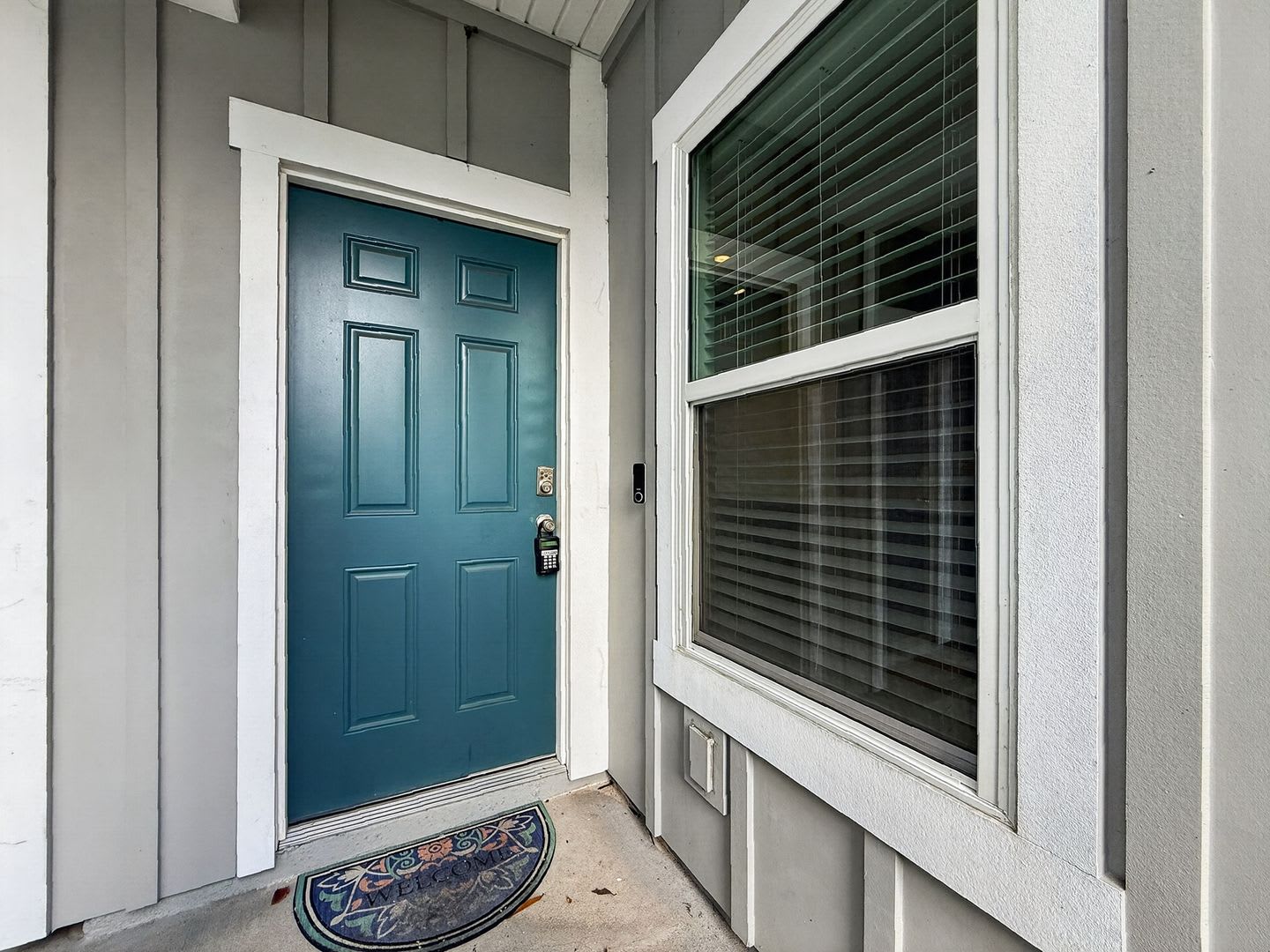 Modern 2 Bedroom Northside Townhome For Rent – photo 5