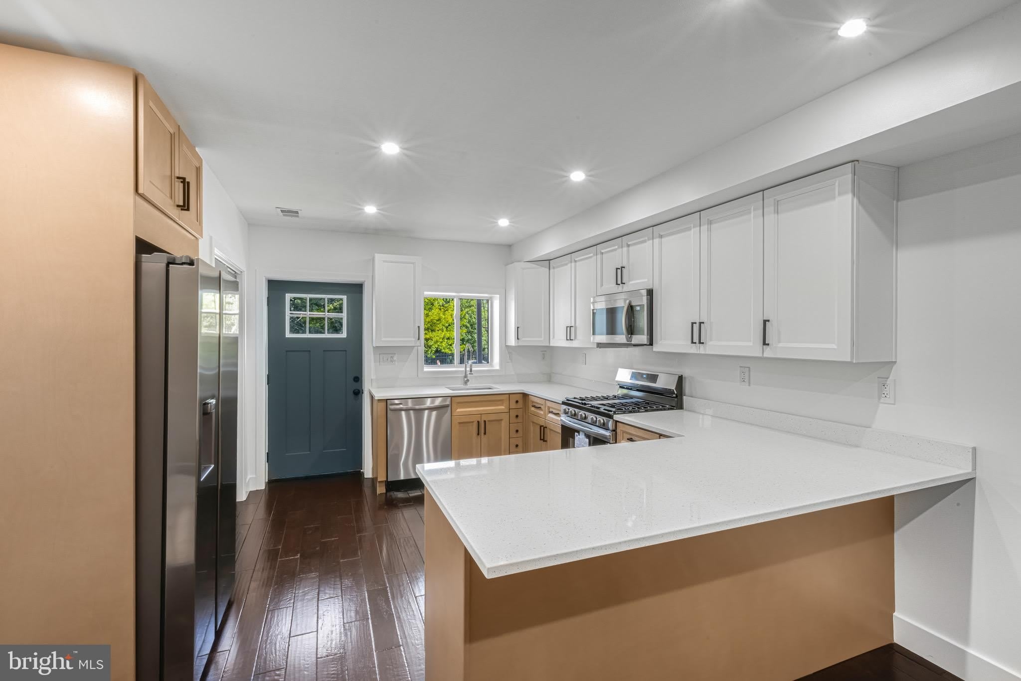 325 W Lorraine Avenue – photo 3