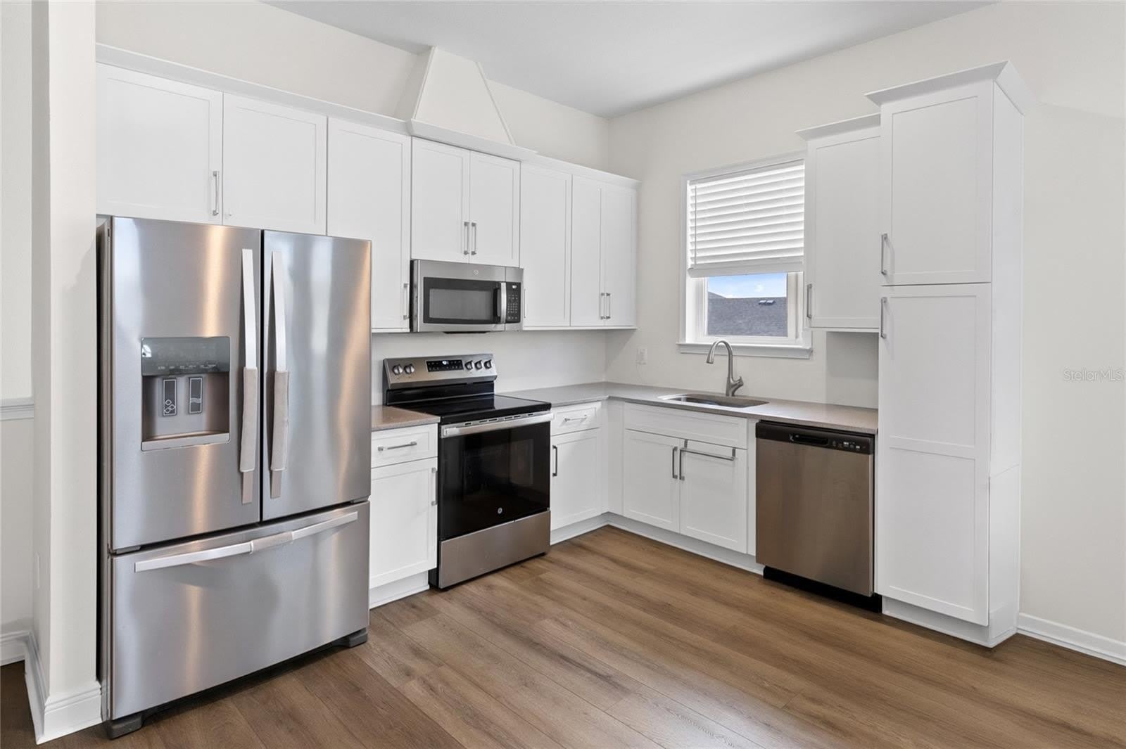 10206 MEDAWAR Street – photo 2
