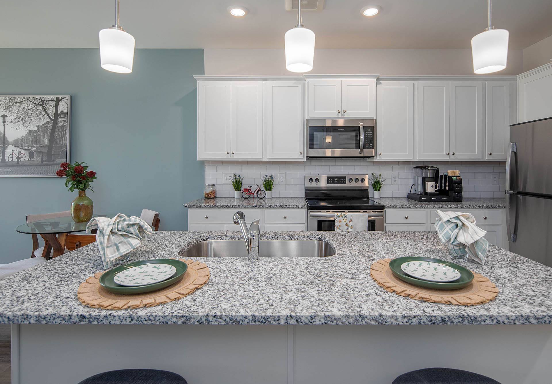 Crest At Arden Village Apartments – photo 3