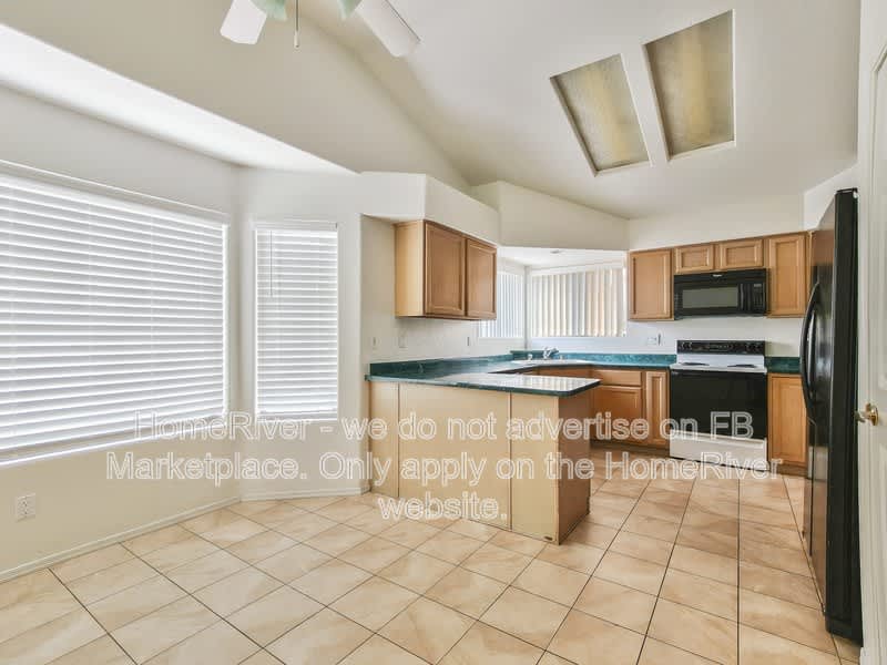 2760 Inca Dr – photo 2