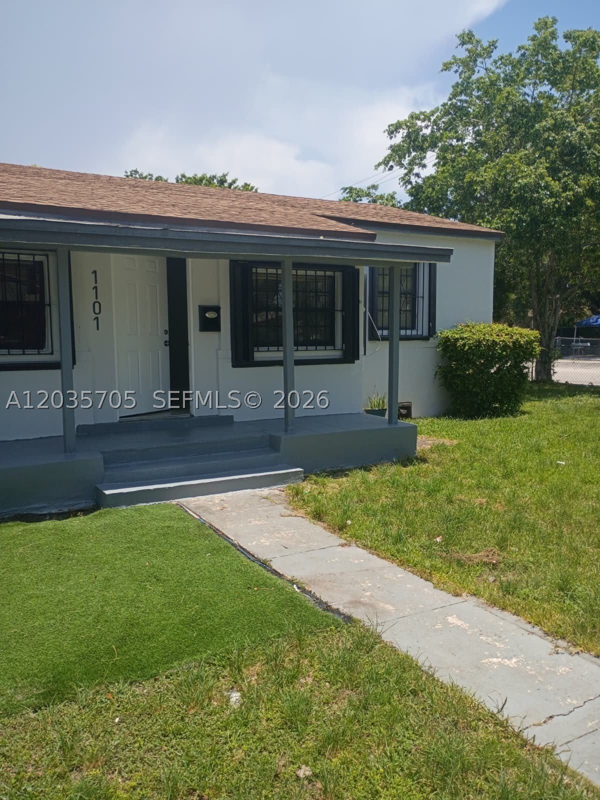 1101 Nw 55Th Ter – photo 2