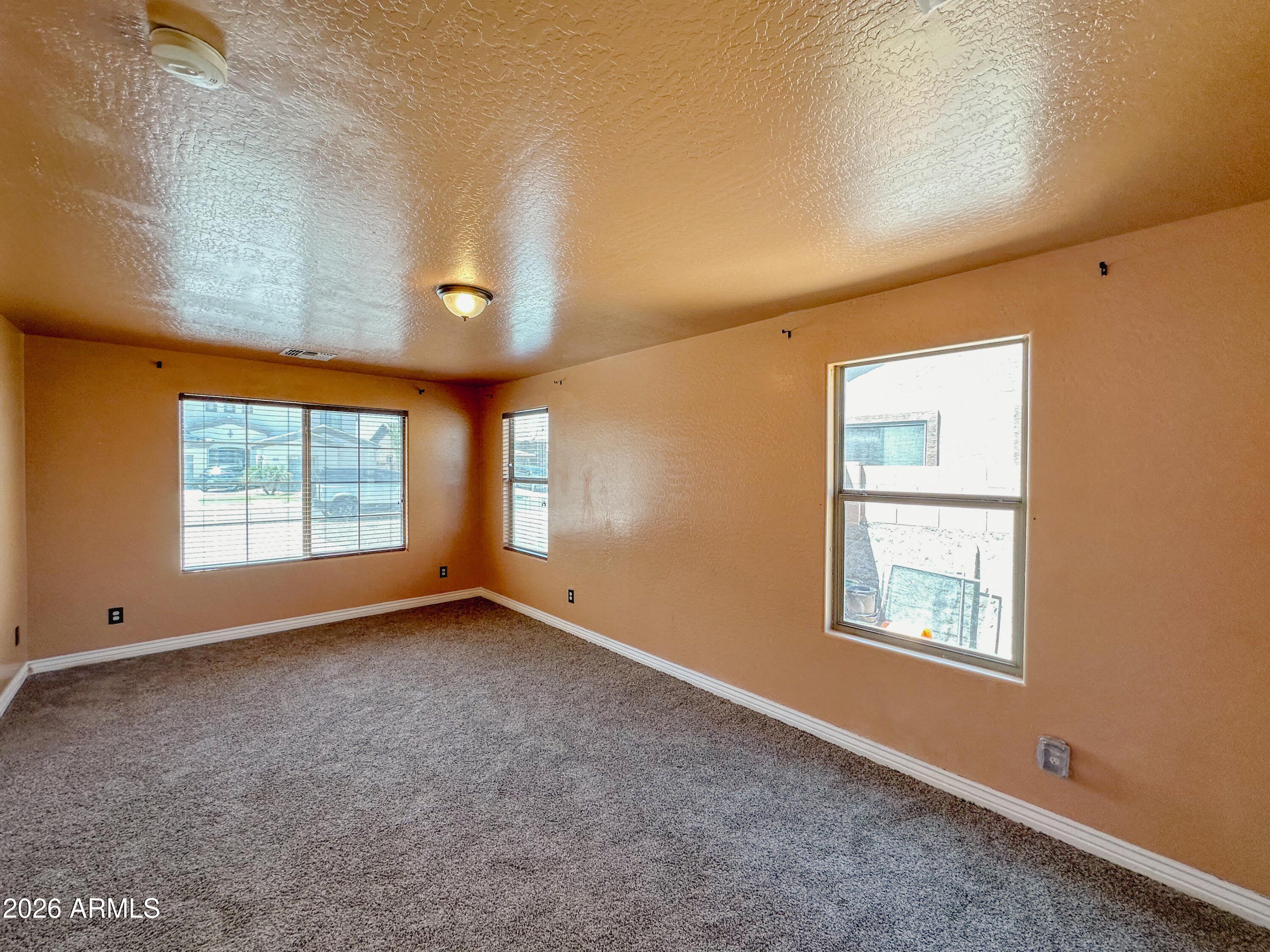 11034 W WASHINGTON Street – photo 5