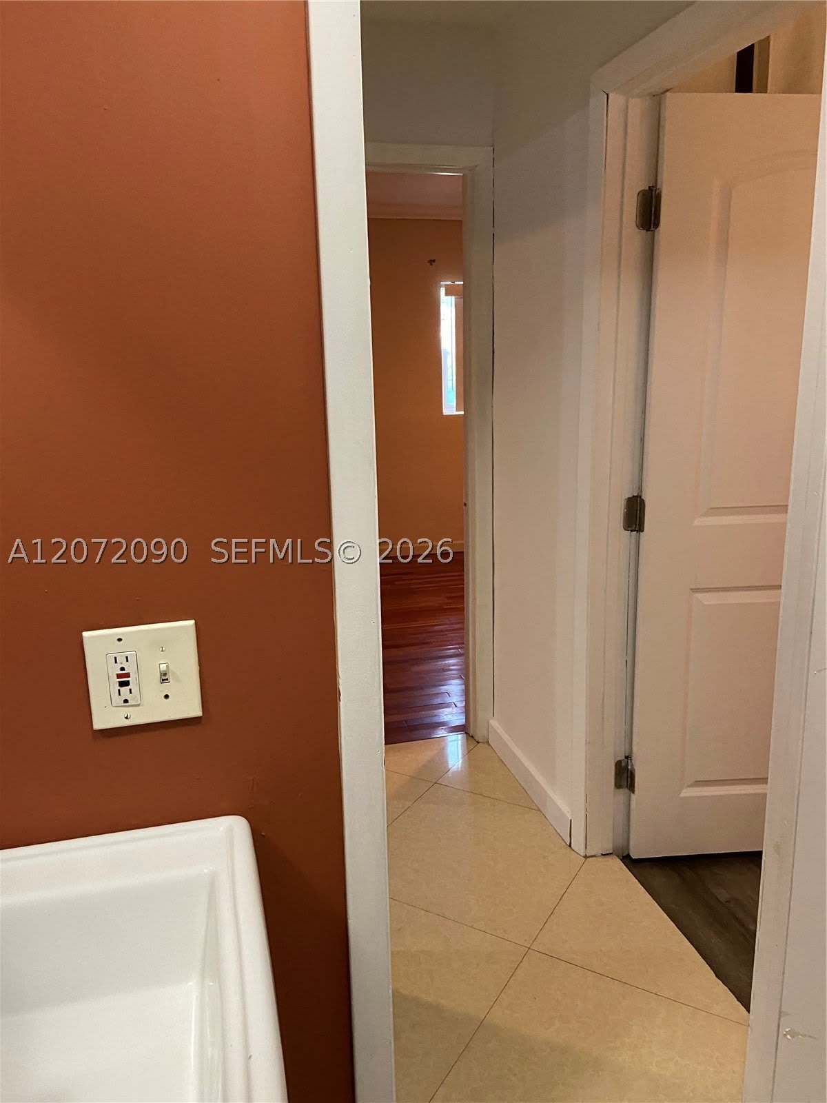 6404 SW 23rd St – photo 2