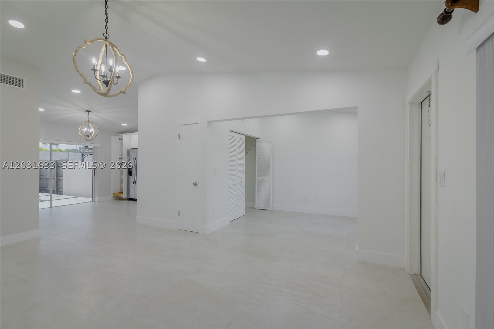 11903 SW 110th St Cir E – photo 4