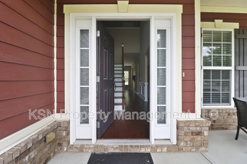 144 Tahoe Drive – photo 3