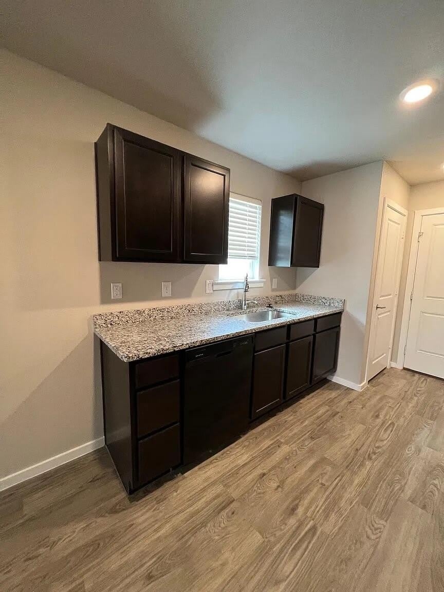 9709 Trenton Avenue – photo 2