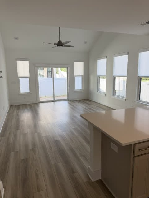 400 Water Garden Place – photo 5