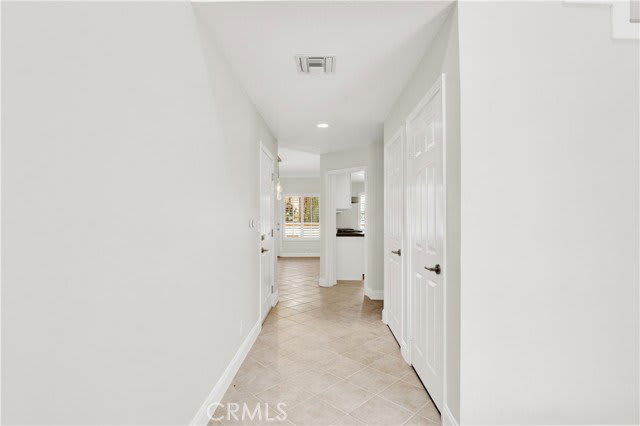 5200 White Oak Avenue – photo 4