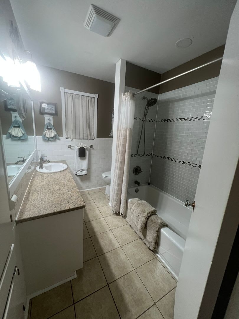 MID TERM RENTAL – photo 3