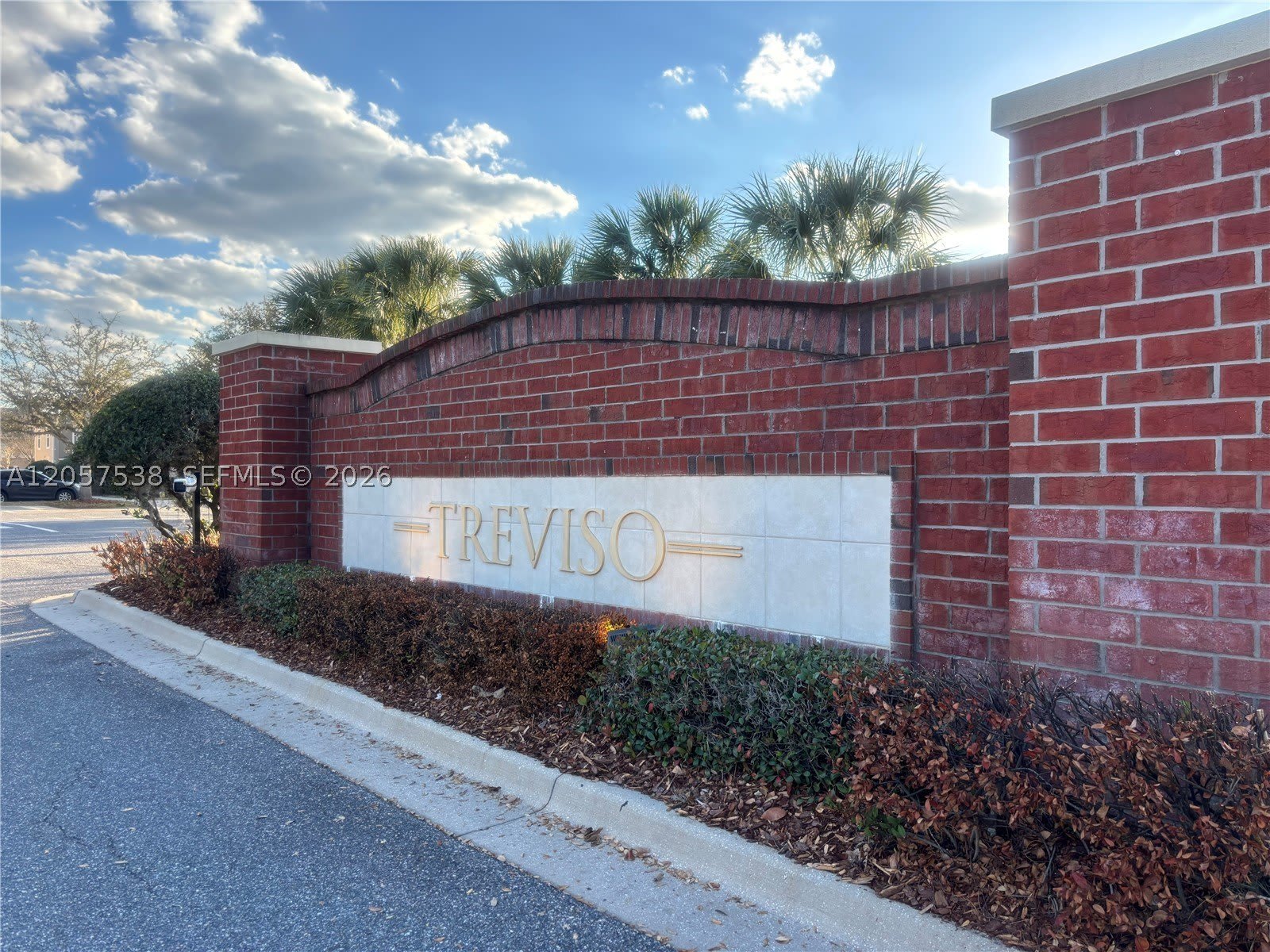 332 Carina Cir – photo 1