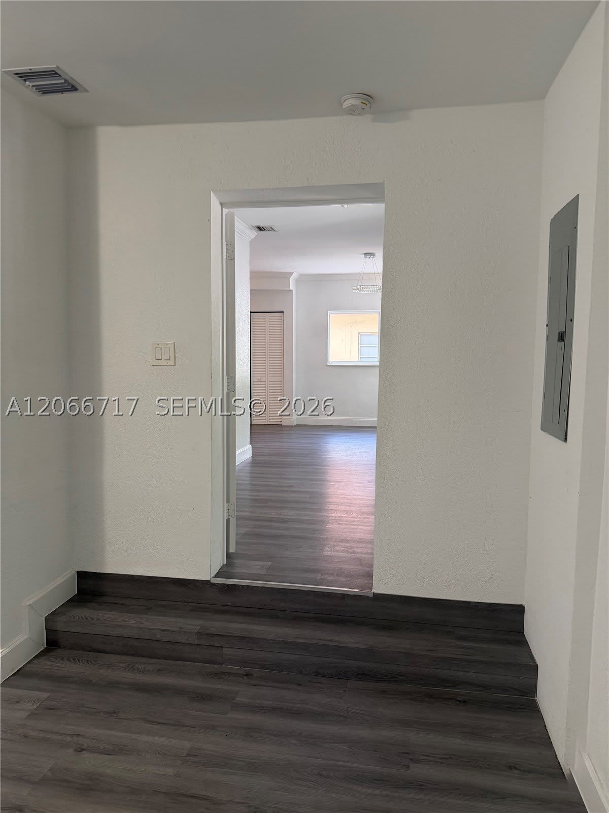 328 SW 15th Ave – photo 2