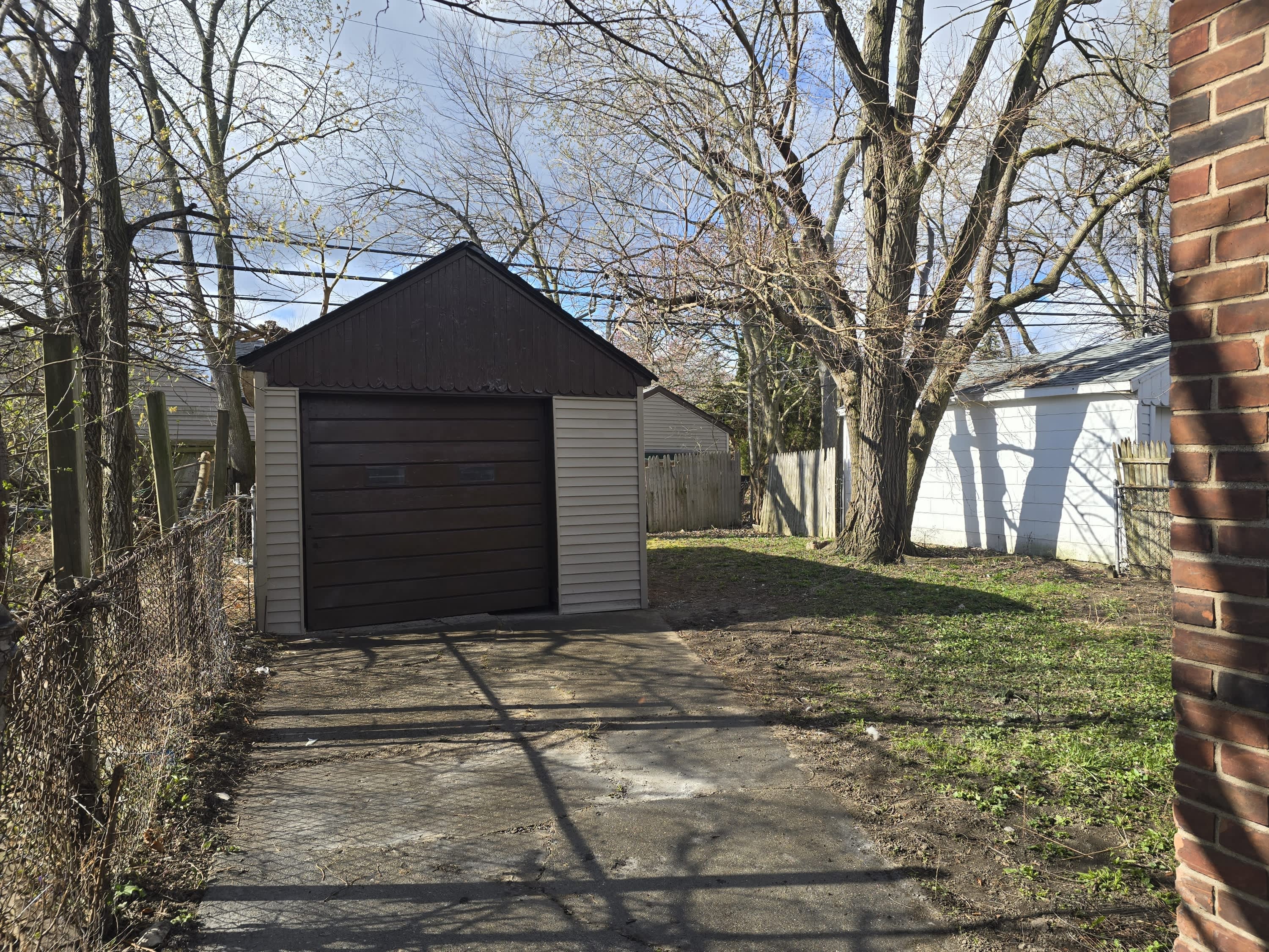 15860 Fordham Street – photo 2