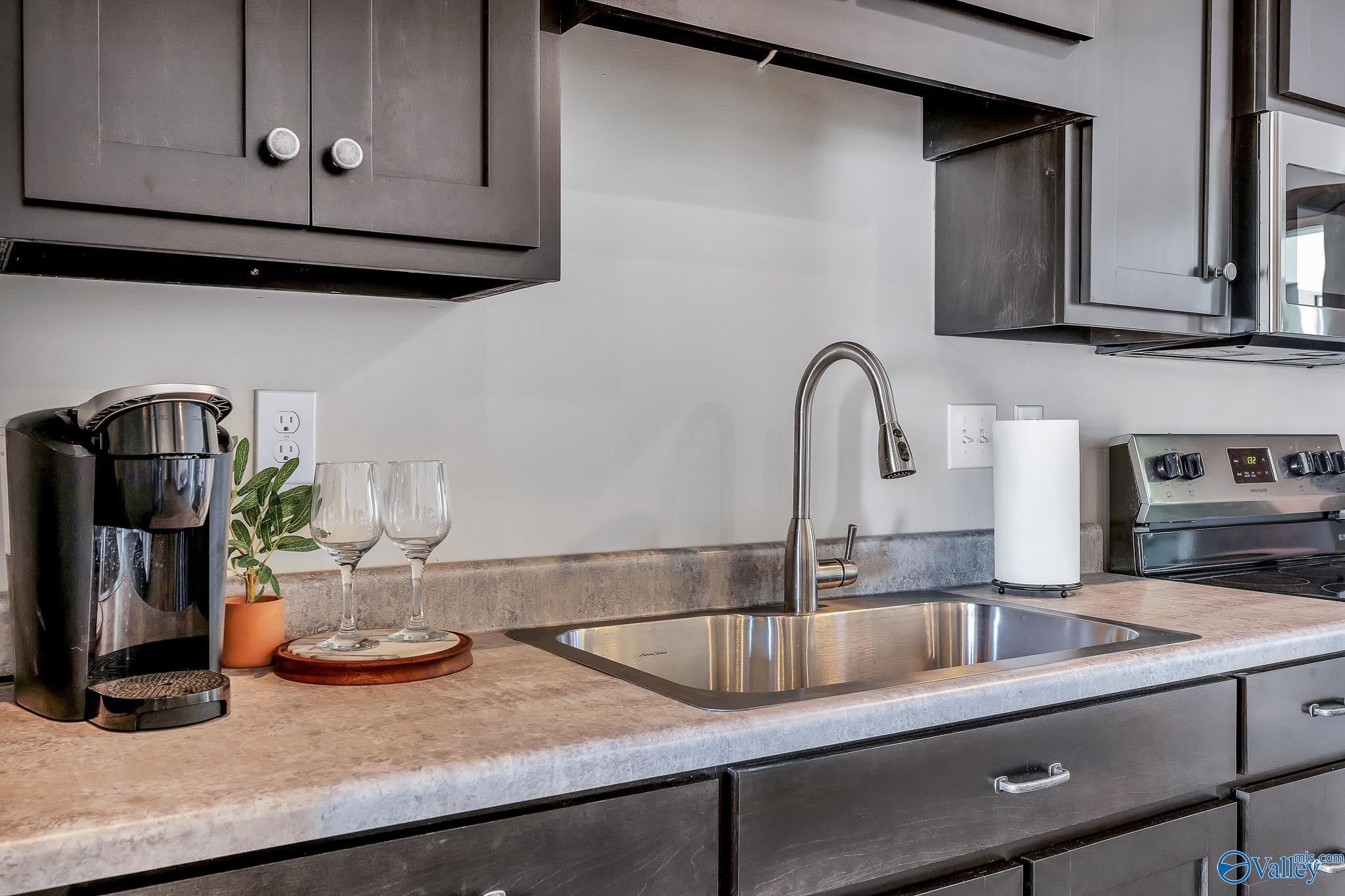 275 Bolling Road – photo 3