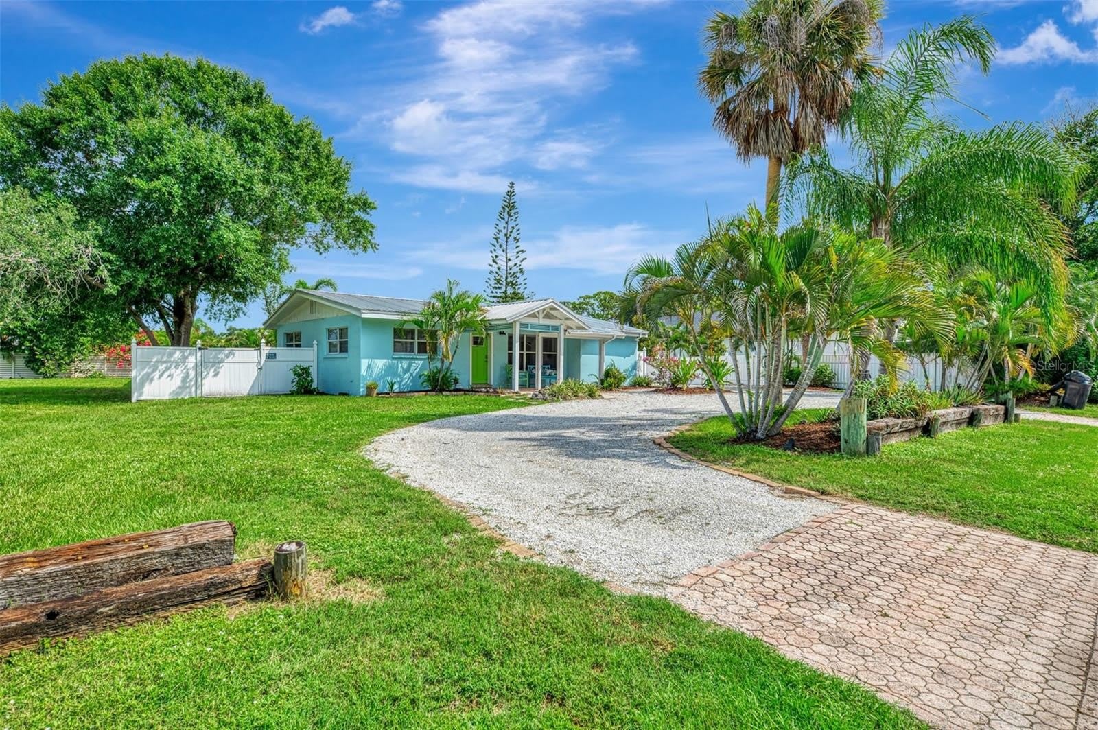 1731 REDWOOD Street – photo 1