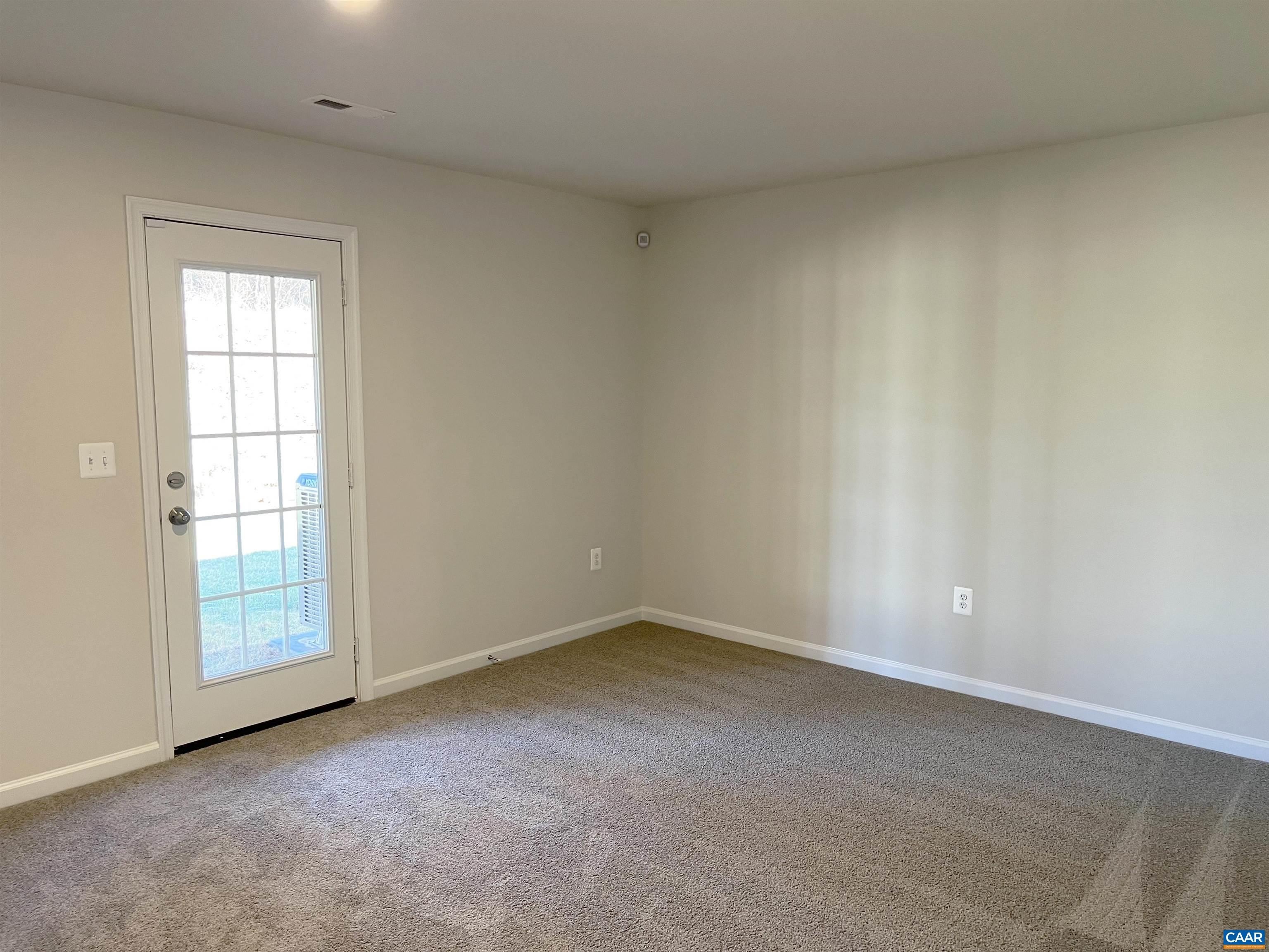 325 WILLOWSHIRE CT – photo 3