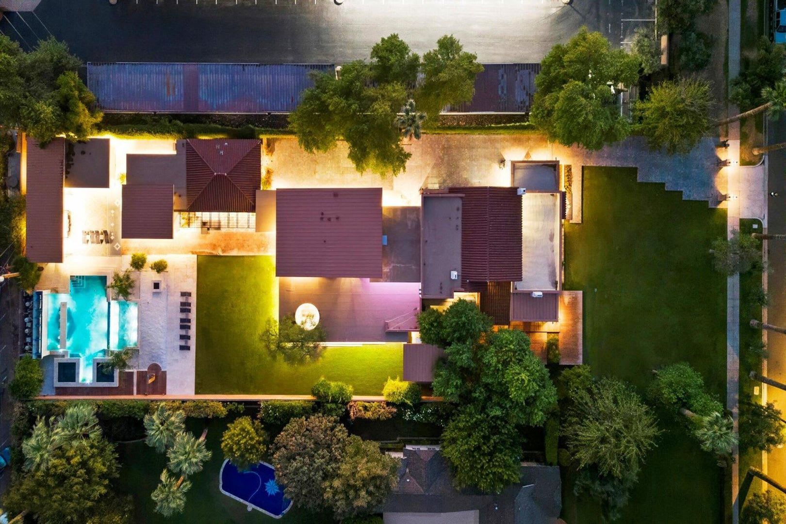 The Estate in Phoenix – photo 2