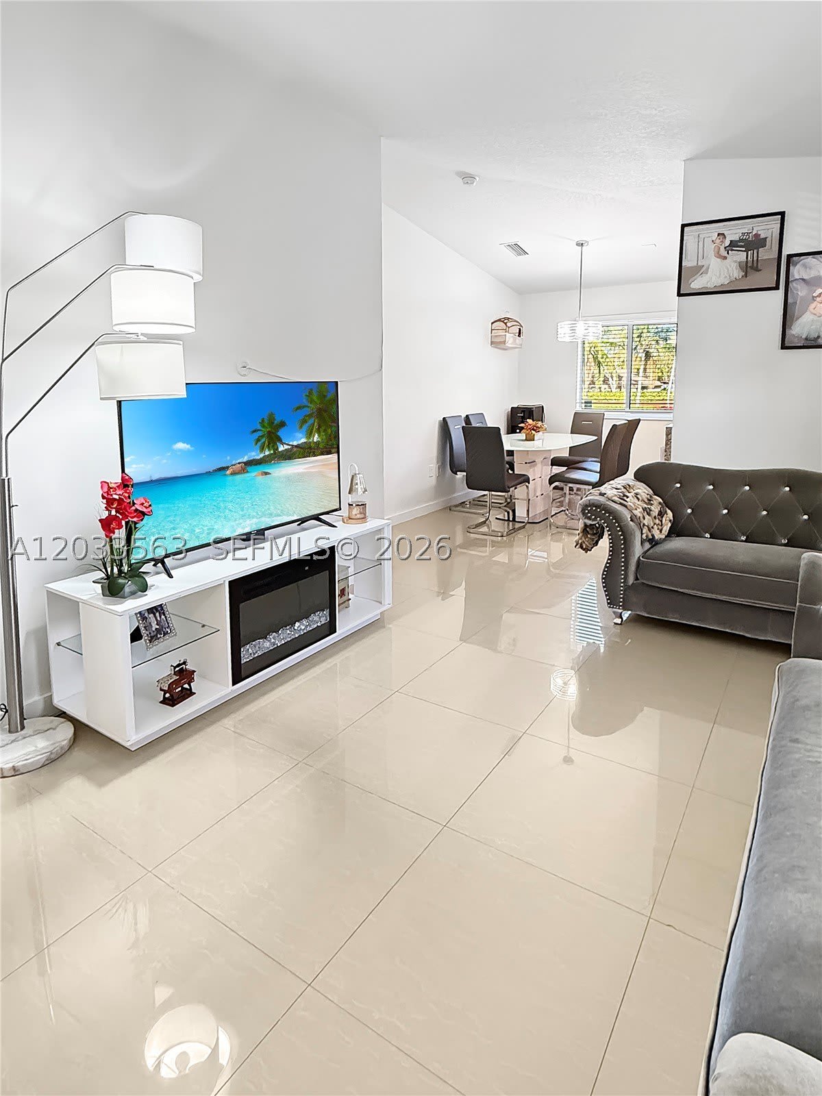 945 NE 34th Ave – photo 5