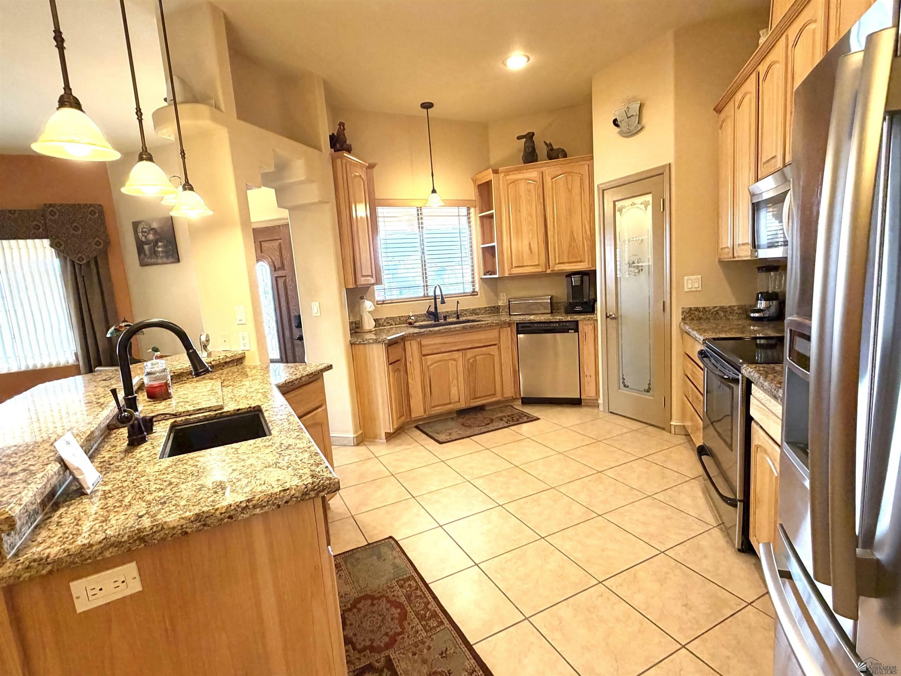 14341 E 54 ST – photo 4