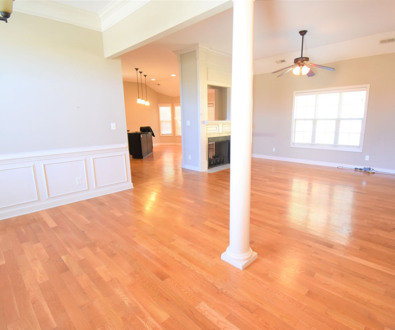 Coming Soon~3 Bedroom and 2 Bath Home with Bonus Room- Pets Considered – photo 2