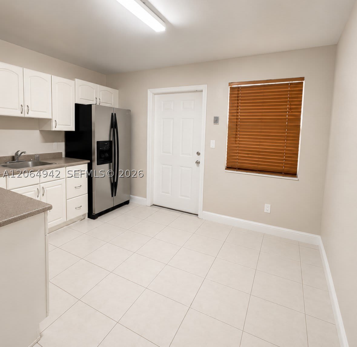 525 SW 78th Ct – photo 2