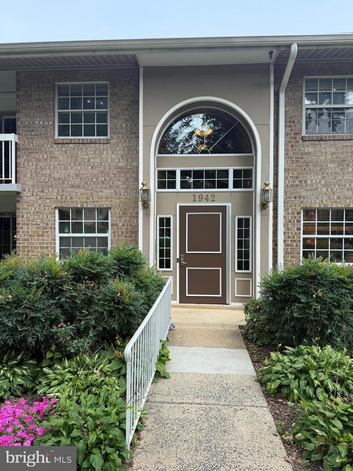 1942 KENNEDY Drive – photo 3