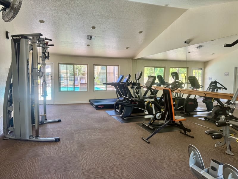 10305 Azuaga Street – photo 4