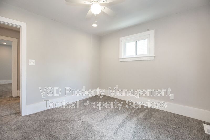 3692 E 147 St – photo 4