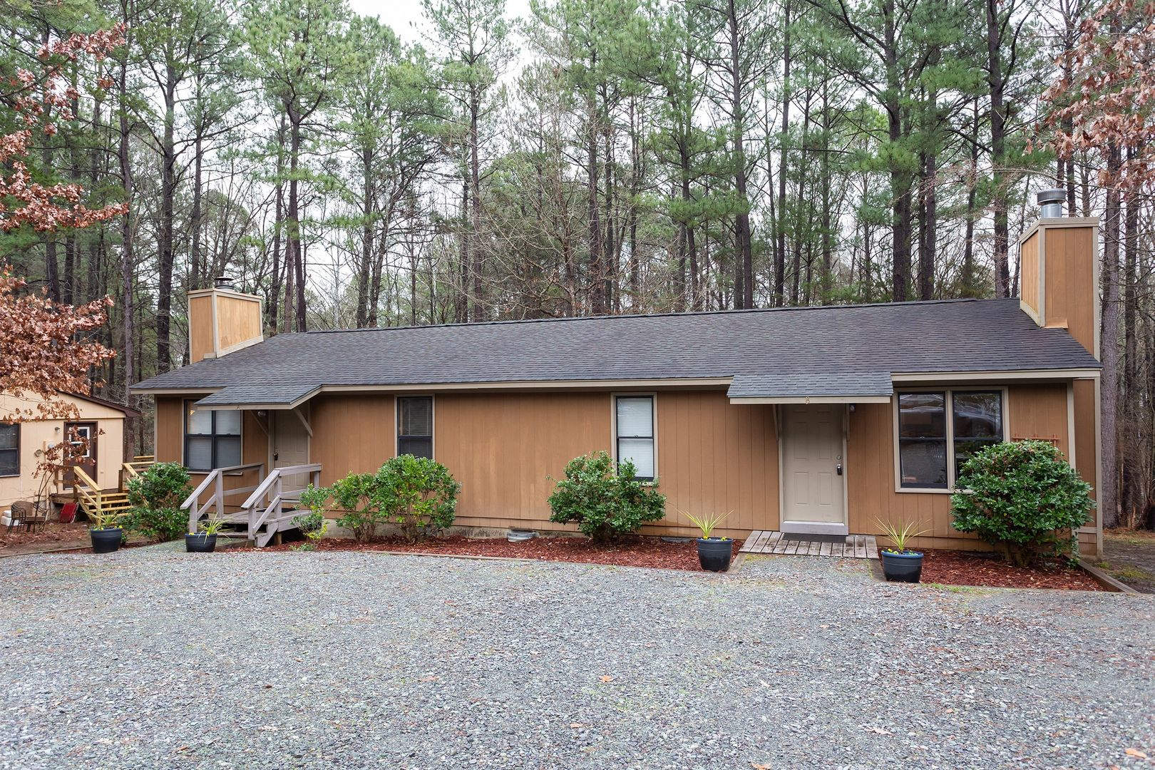 Available Early August One Level 2 Bedroom Duplex Close To Chapel Hill And Durham – photo 1