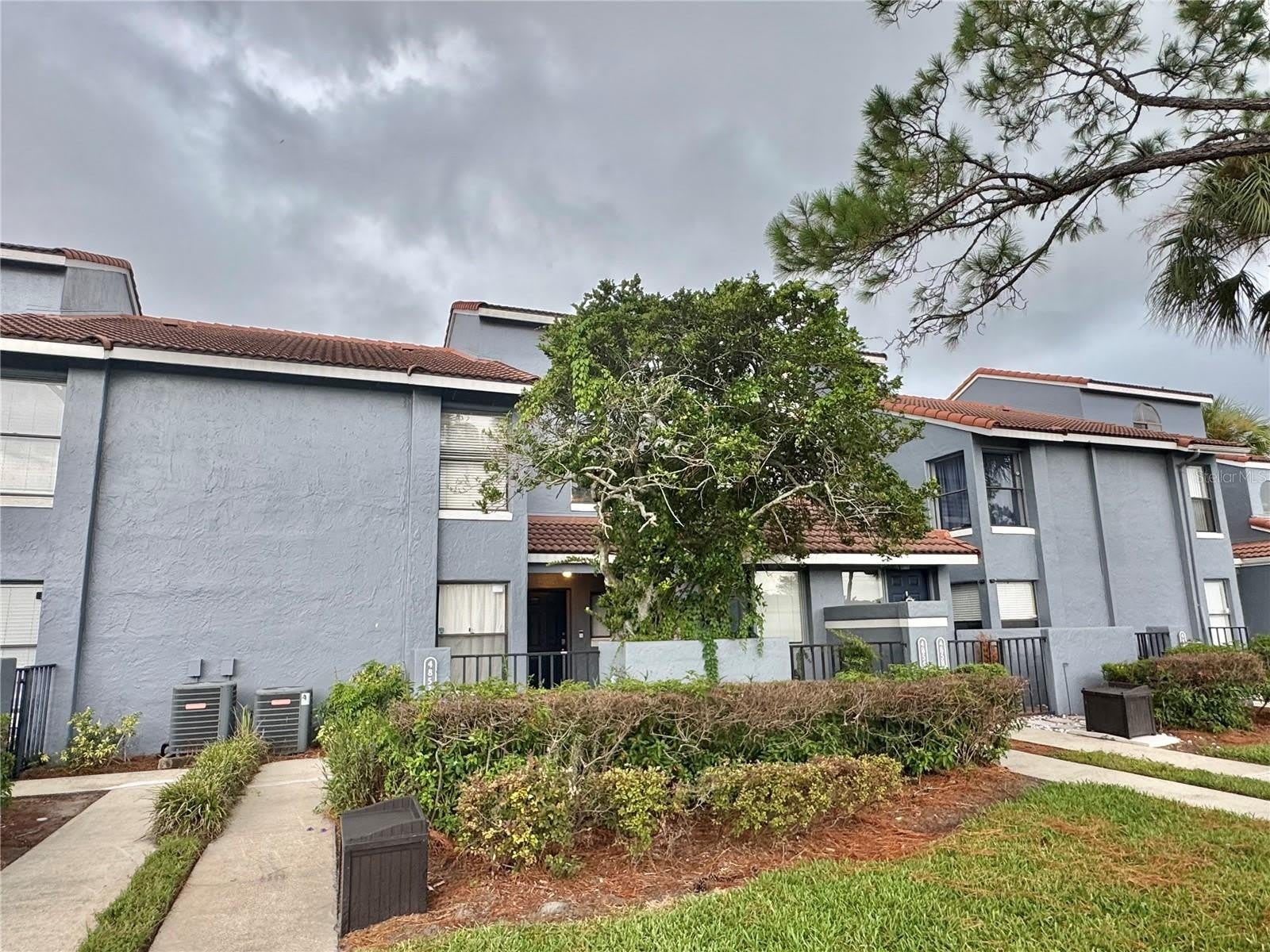 4852 MARKS Terrace – photo 2