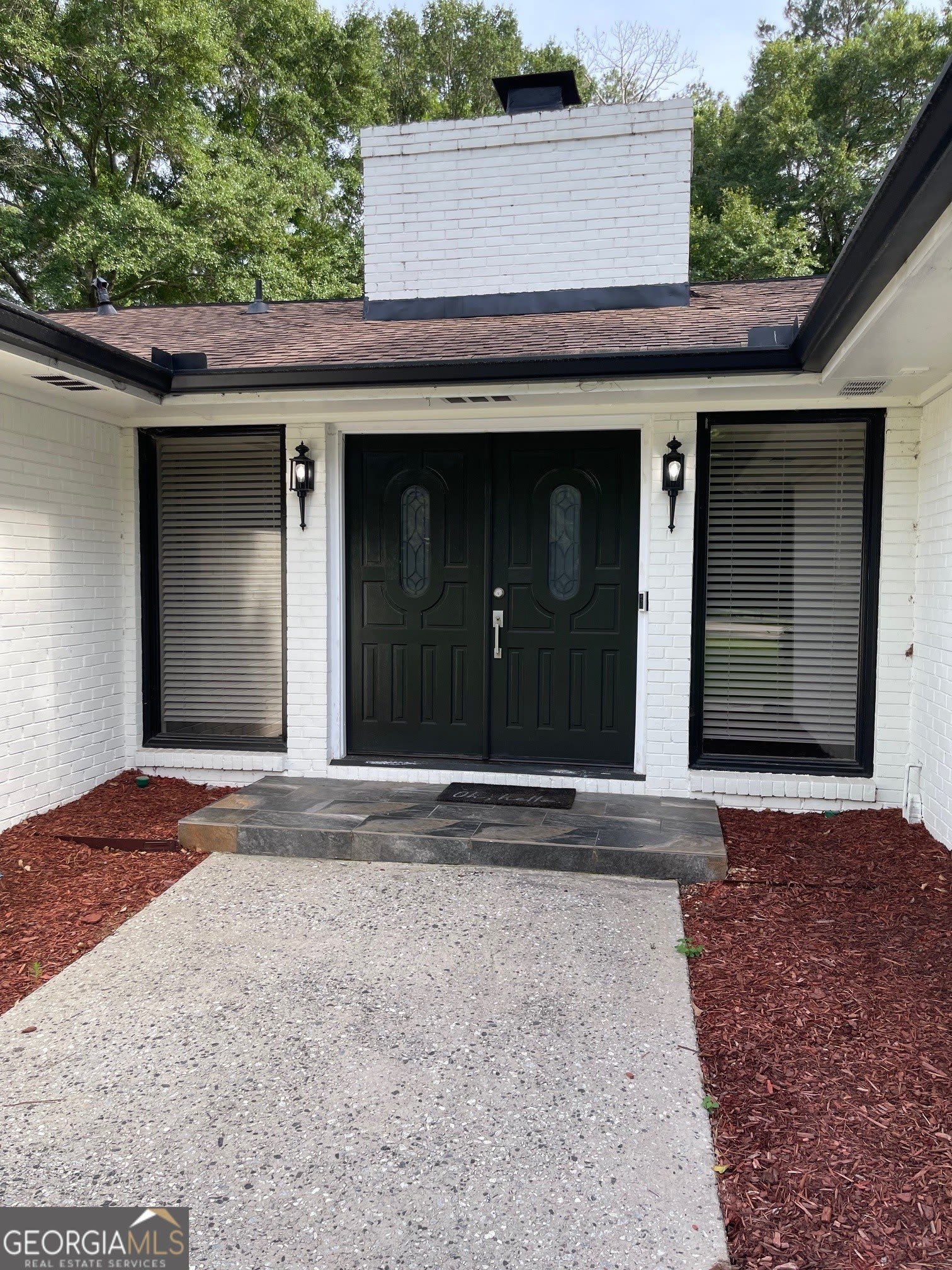 558 Kenwood Road – photo 2