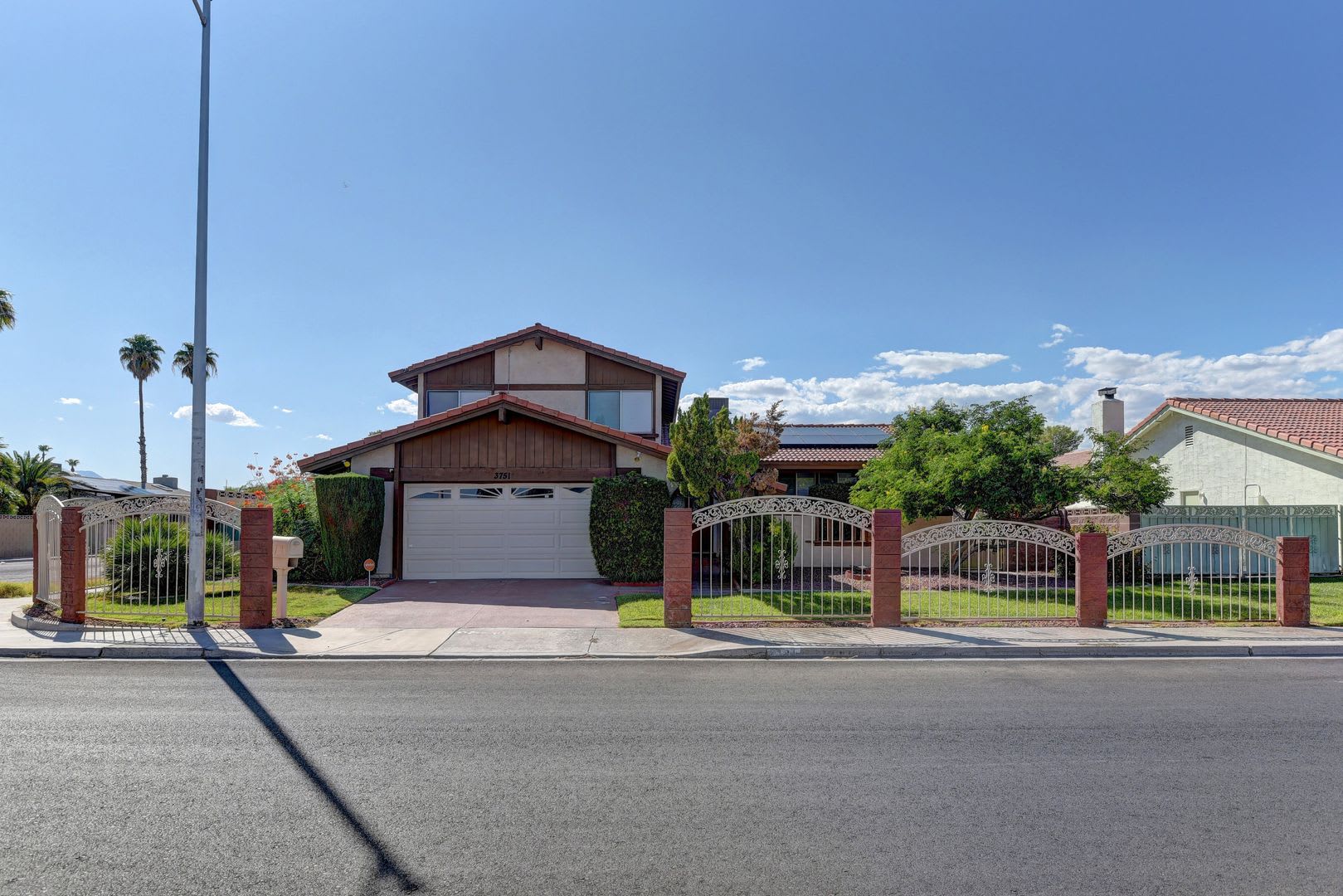 Discover This 4 Bedroom 2 5 Bath Historic Beauty In The Heart Of Spring Valley Where Old Vegas Charm Meets Modern Comfort – photo 2