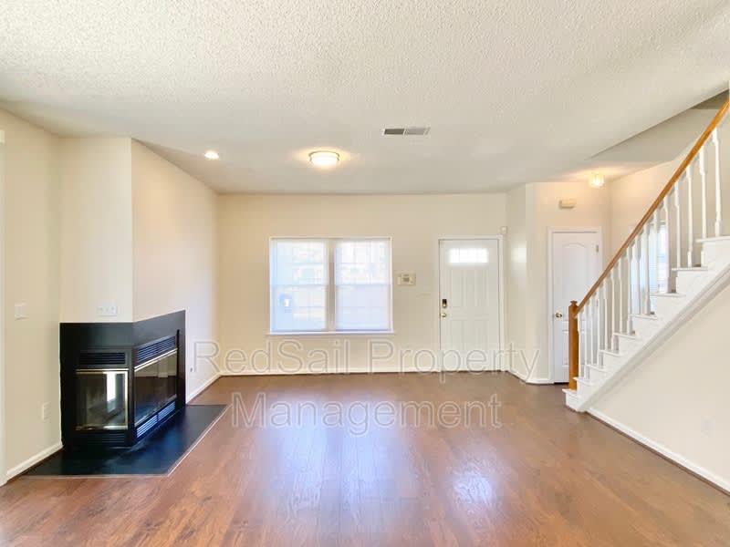 129 Watson Dr – photo 3