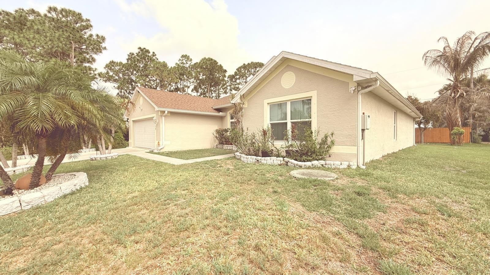 1613 SW Whipple Avenue – photo 3