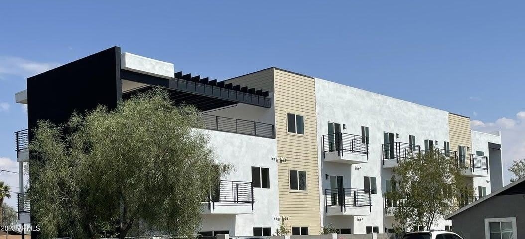 1457 E Taylor Street – photo 1
