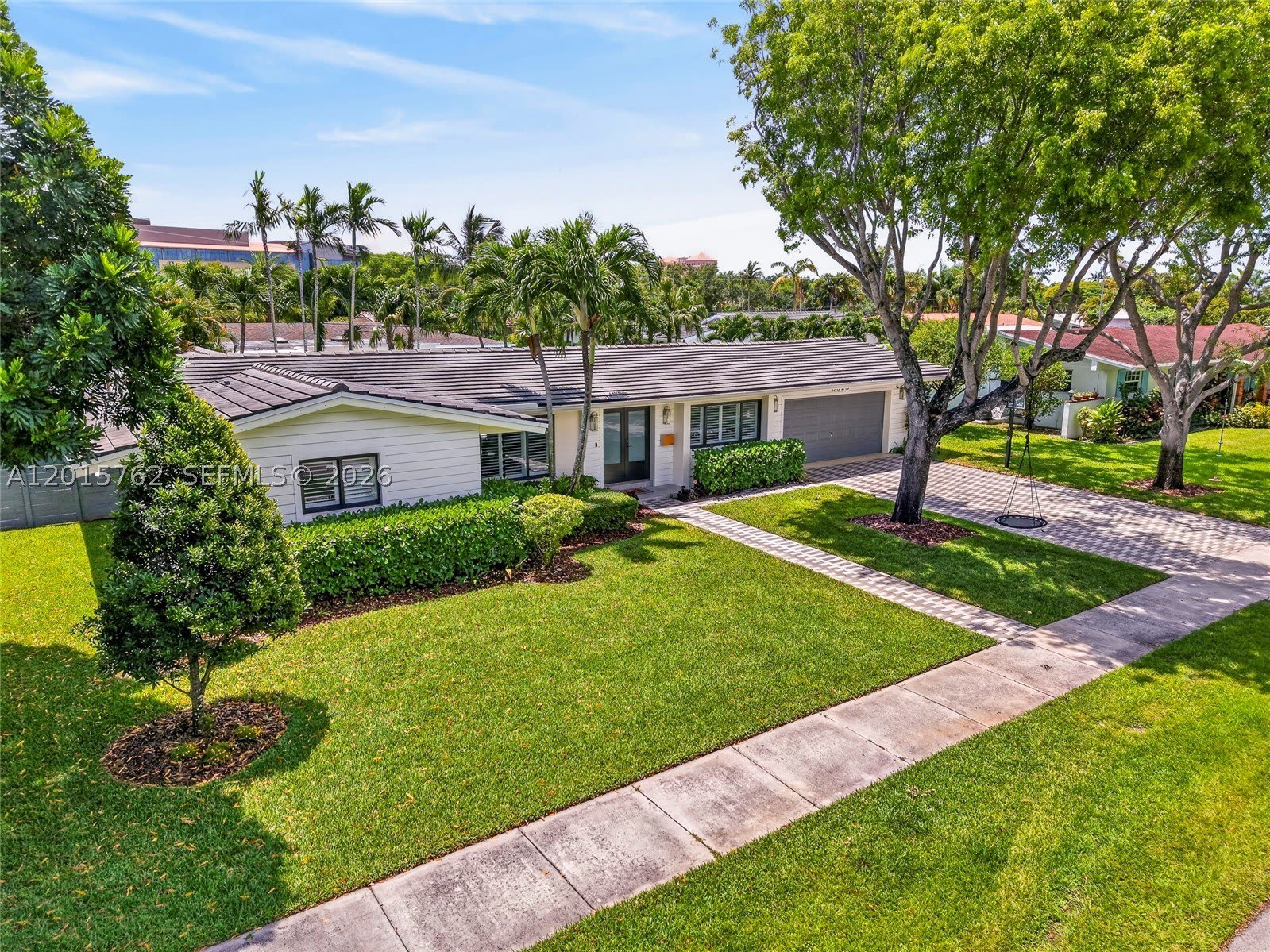 8820 SW 85th Ter – photo 3